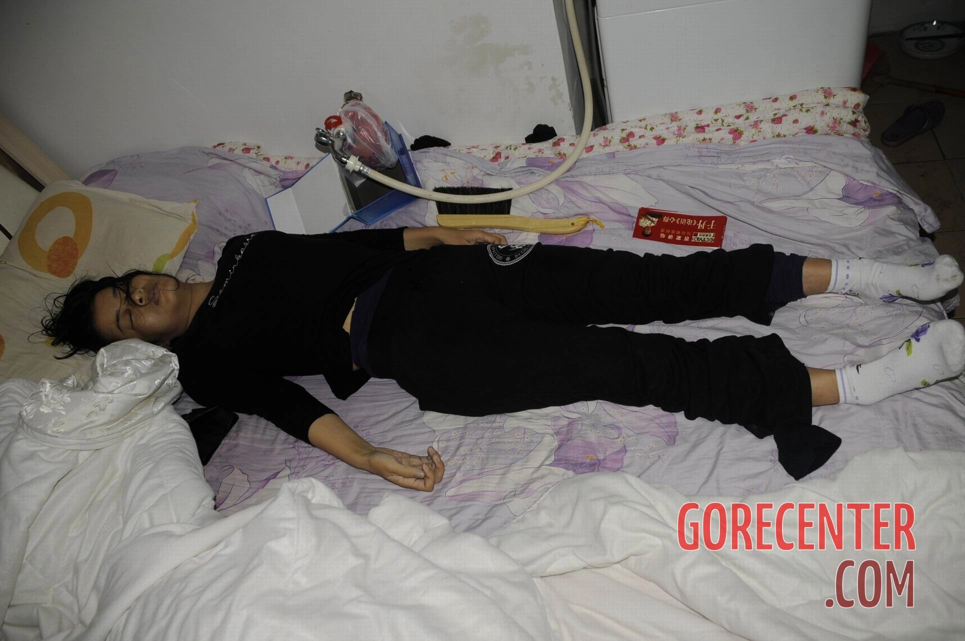 Chinese-woman-commits-suicide-by-gas-2.webp