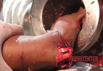 Hand-vs.-meat-grinder-11.jpg