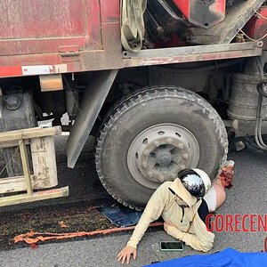 Woman-makes-phone-call-while-dying-under-wheel-of-truck-1.jpg