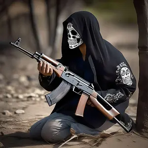 La Muerte con un Ak 47 (2).webp