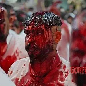 MIX-Bizarre-Ashura-celebrations-in-Iraq-11.webp