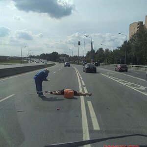 Cyclist-lost-his-brain-1.jpeg