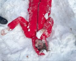 16-year-old-girl-froze-to-death-in-the-woods-2-250x200.jpg