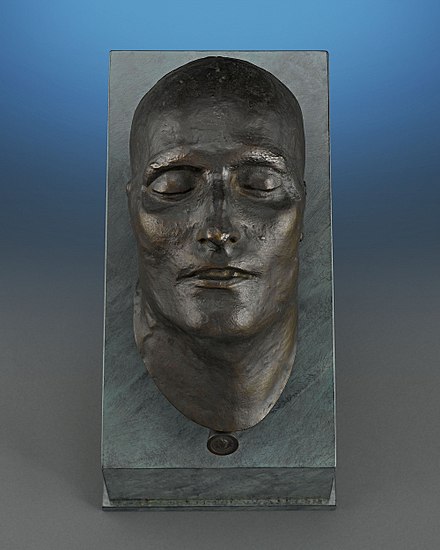 440px-Napoleon_Death_Mask.jpg