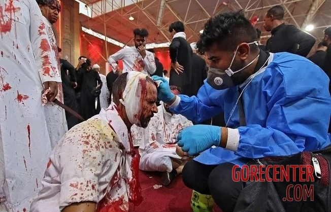 MIX-Bizarre-Ashura-celebrations-in-Iraq-10.webp